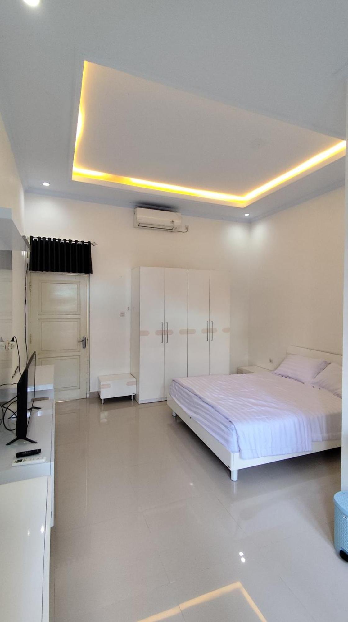 Backyard Guest House Banjar  Exterior photo